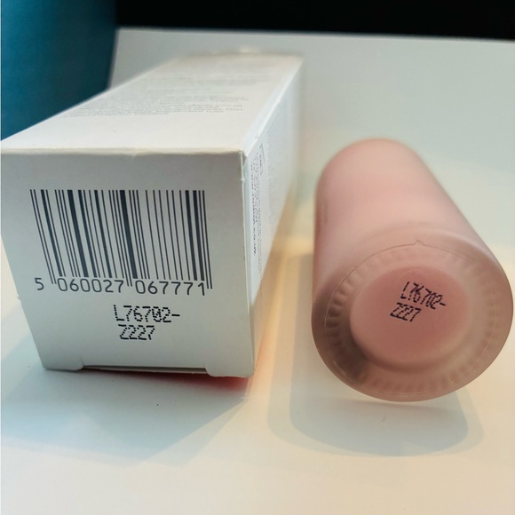 Rodial Soft Focus Glow Drops $90 MSRP Illuminating Ultimate Glow Primer BNIB - Picture 6 of 6